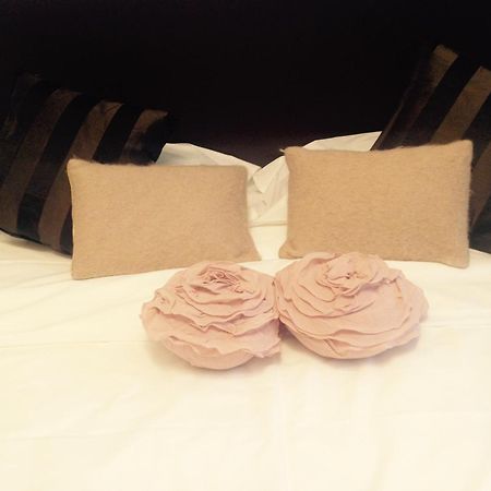 Casa Rosa Bed & Breakfast San Giuliano Milanese Room photo
